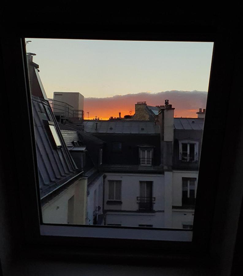 Chambre D'Hotes Confort Et Charme Paris 9Eme Esterno foto